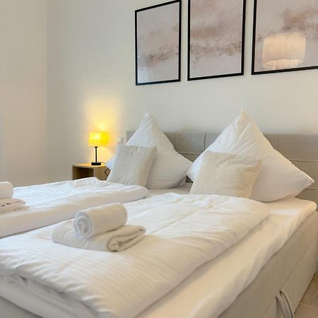 Helles City Apartment Fuer Familien & Gruppen 뉴울름 외부 사진